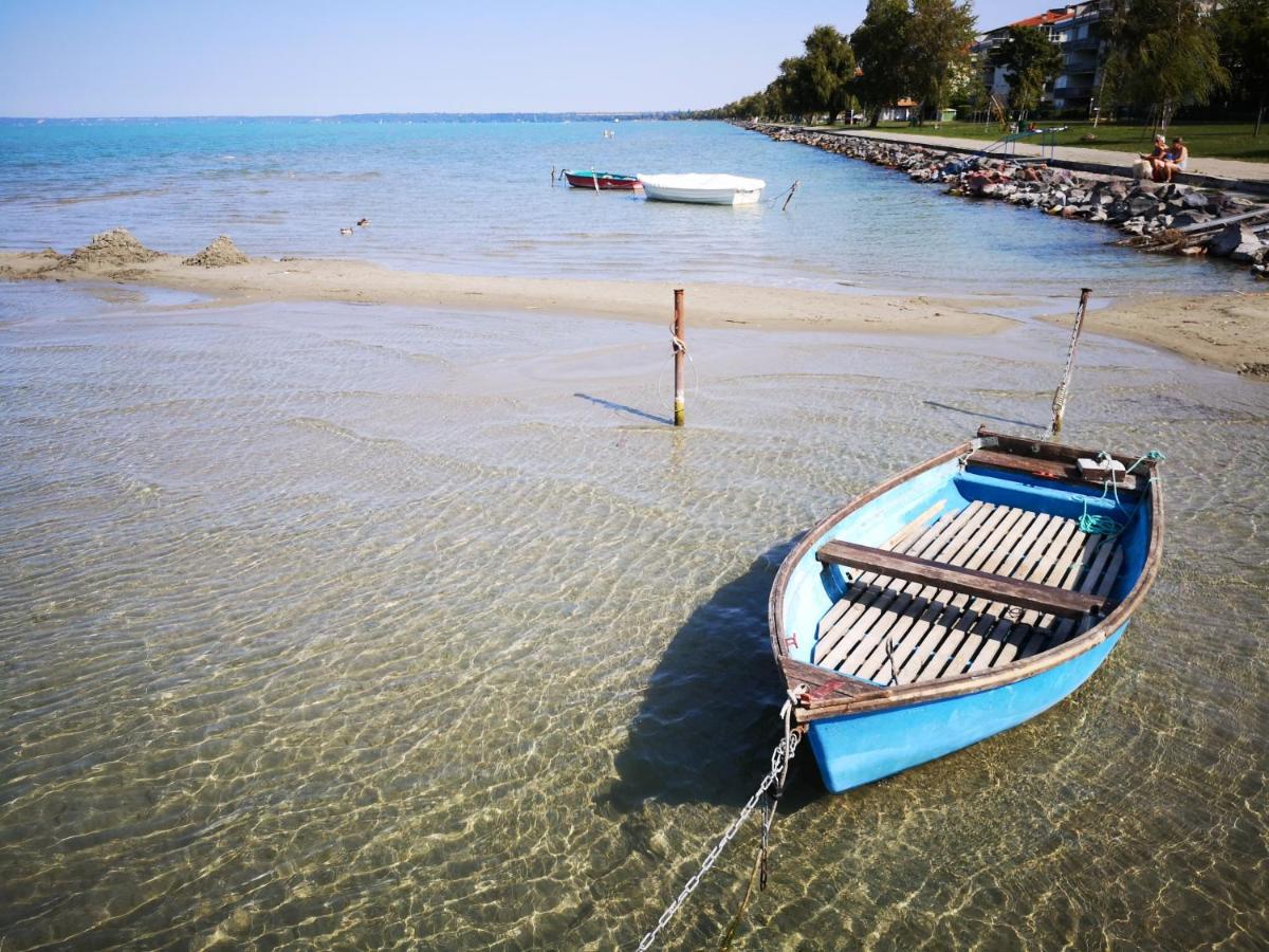 Eda Beach Apartman Siófok Exteriör bild