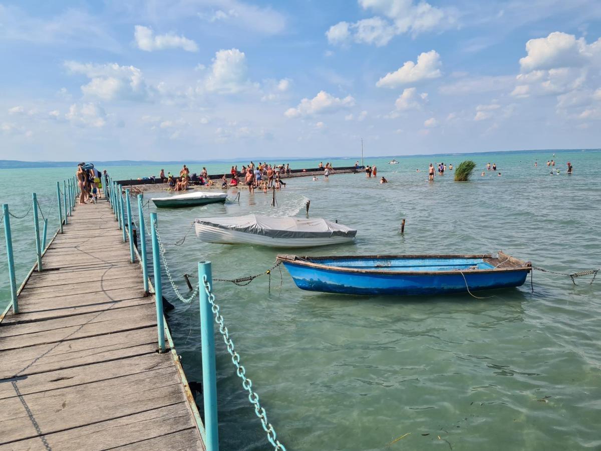 Eda Beach Apartman Siófok Exteriör bild