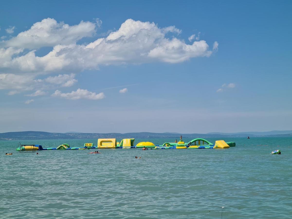 Eda Beach Apartman Siófok Exteriör bild