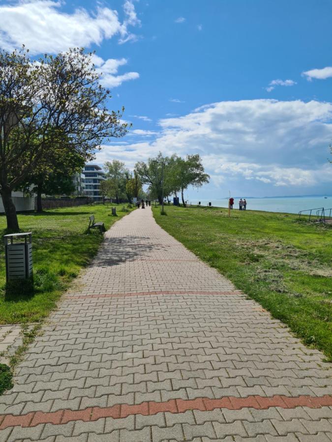 Eda Beach Apartman Siófok Exteriör bild
